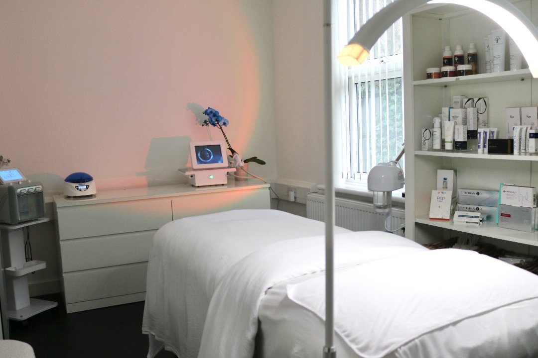 Lunaria Beauty Clinic, Harrow Weald, London