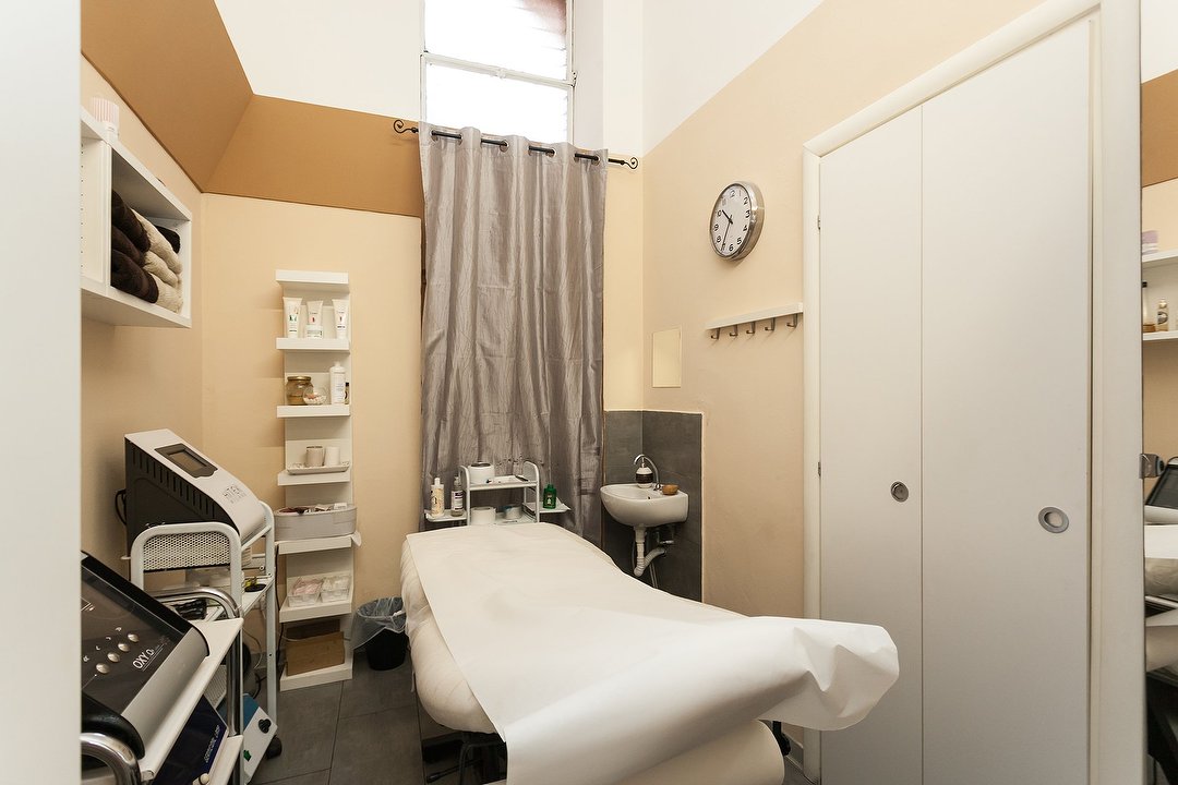 DB Center, Mazzini, Milano