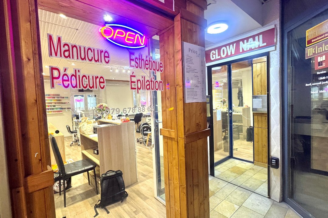 Glow Nail, Neuenburg, Kanton Neuenburg