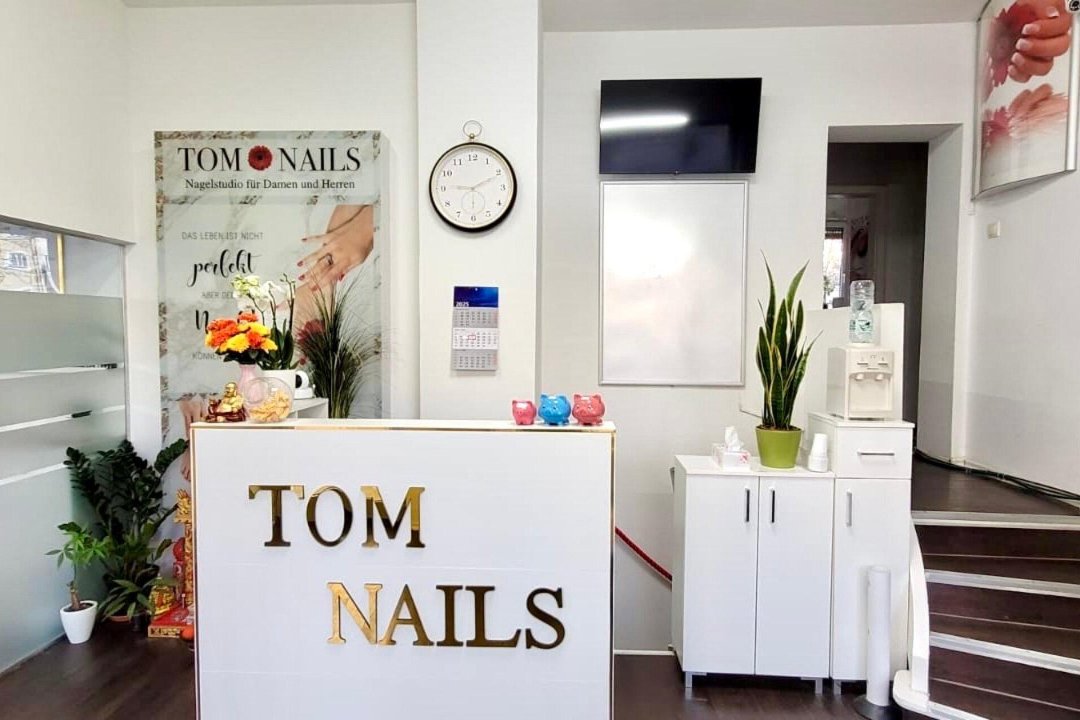 Tom Nails, Schwabing, München