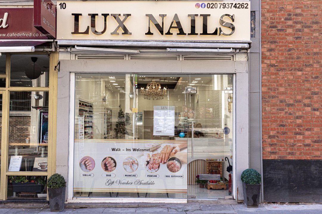 Lux Nails Kensington, Kensington High Street, London