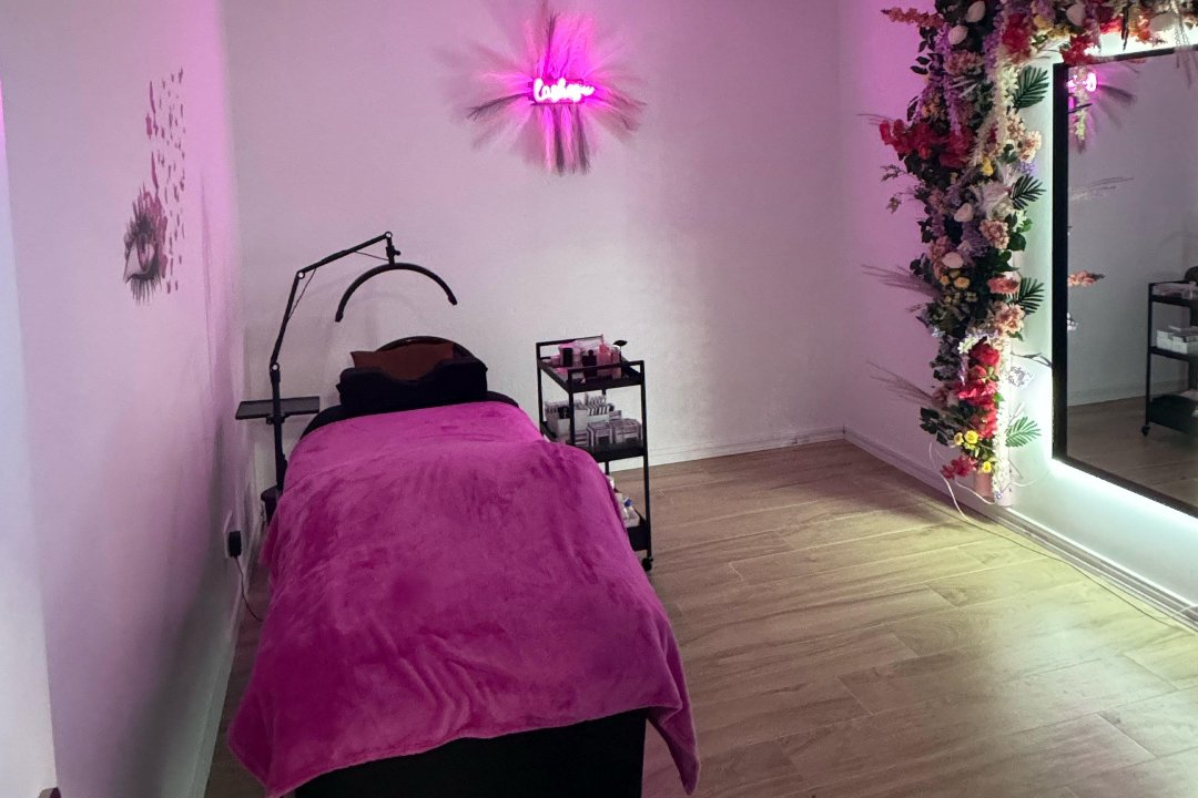 MileLashes, Sabadell, Provincia de Barcelona