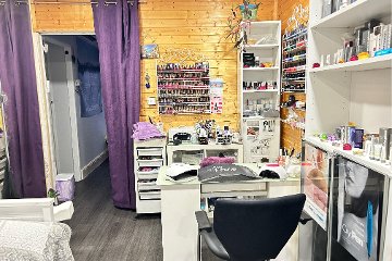 Zereni Beauty Salon