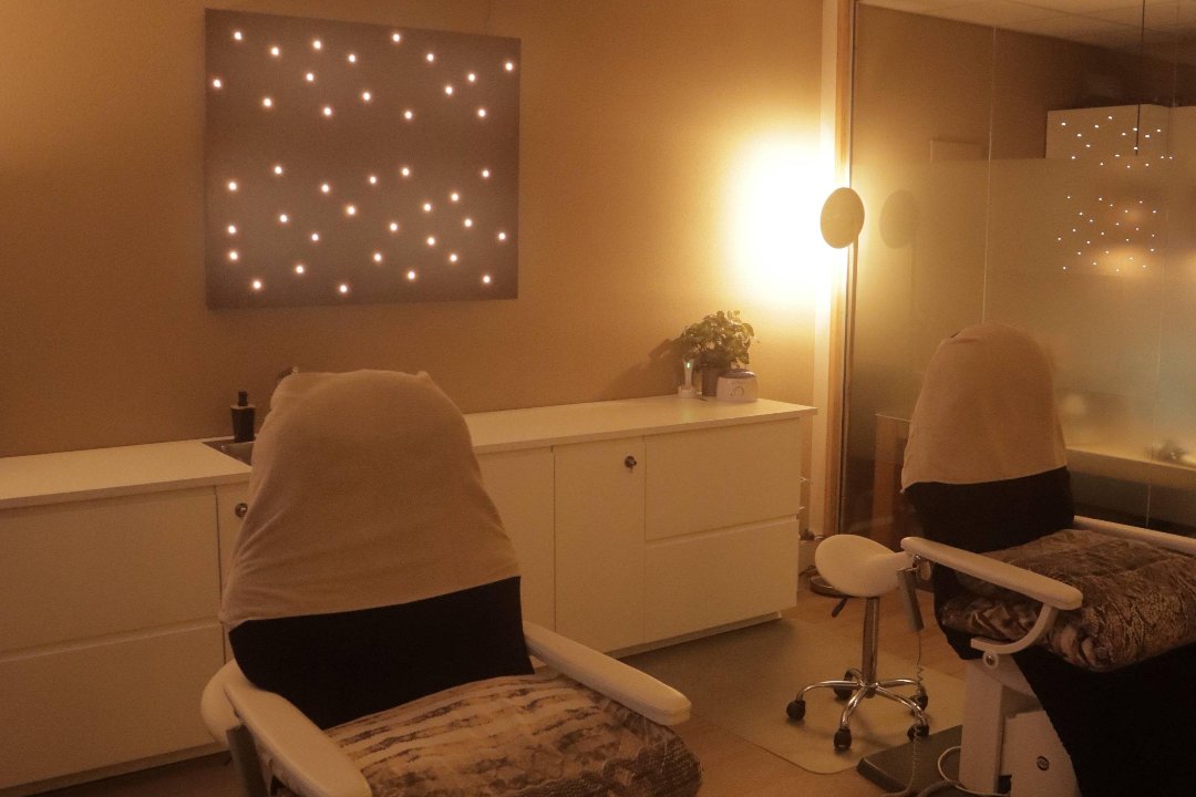 Beautysalon Yarona, Lindeboomseweg En Omgeving, Amersfoort