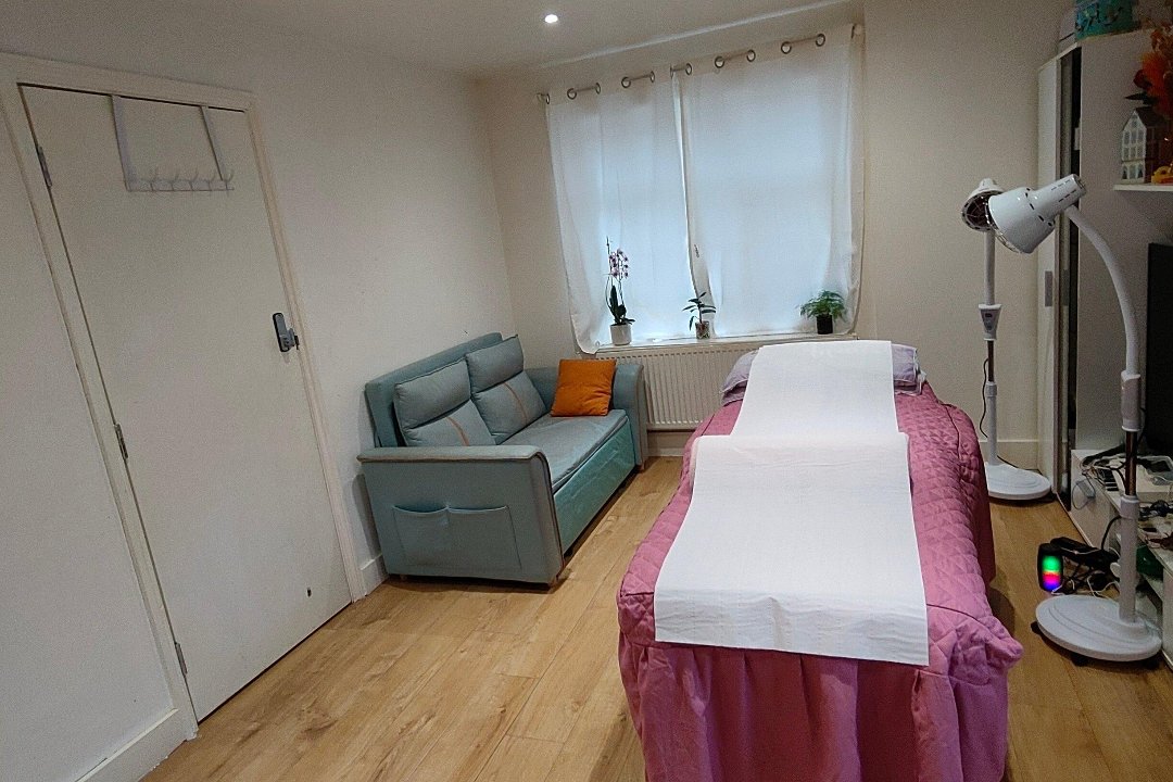 SGHHC, Rosehill, London