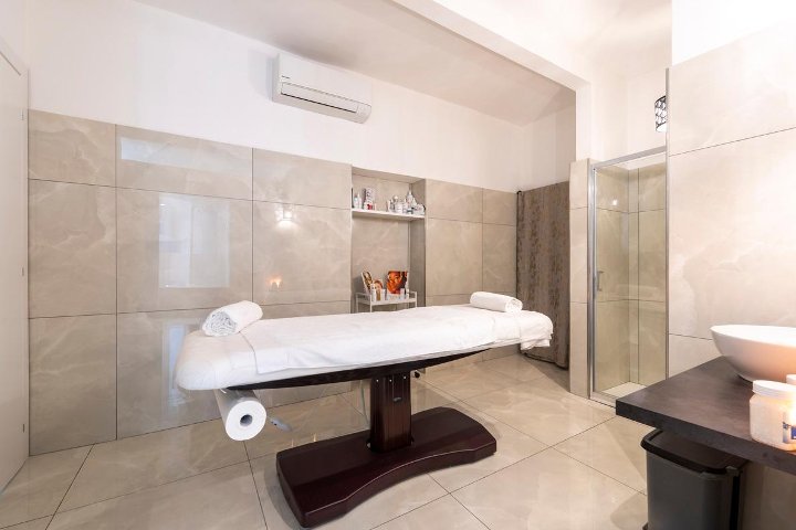 Beautyque di Andrea - Onglerie Firenze - Photo de galerie - OneBooking