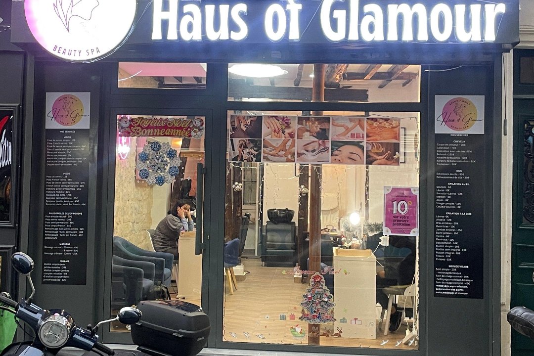 Haus of glamour in paris, Clichy-la-Garenne, Hauts-de-Seine