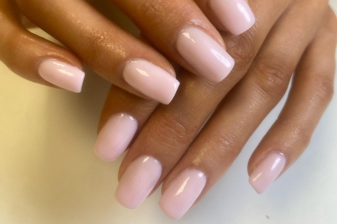 Bliss Nails, Letterkenny