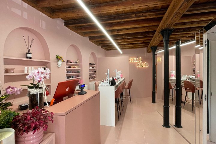 Nail Club - Verona - Onglerie Verona - Photo de galerie - OneBooking