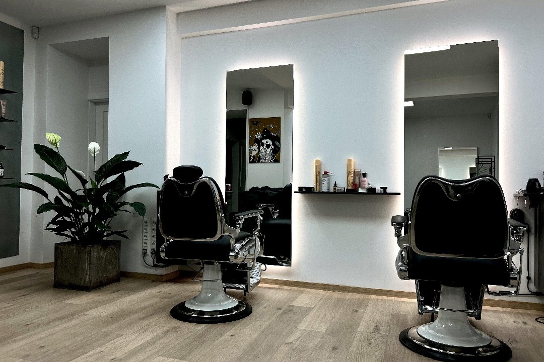 Curla Barber - Mens' Hair Home, Vite, Klaipeda