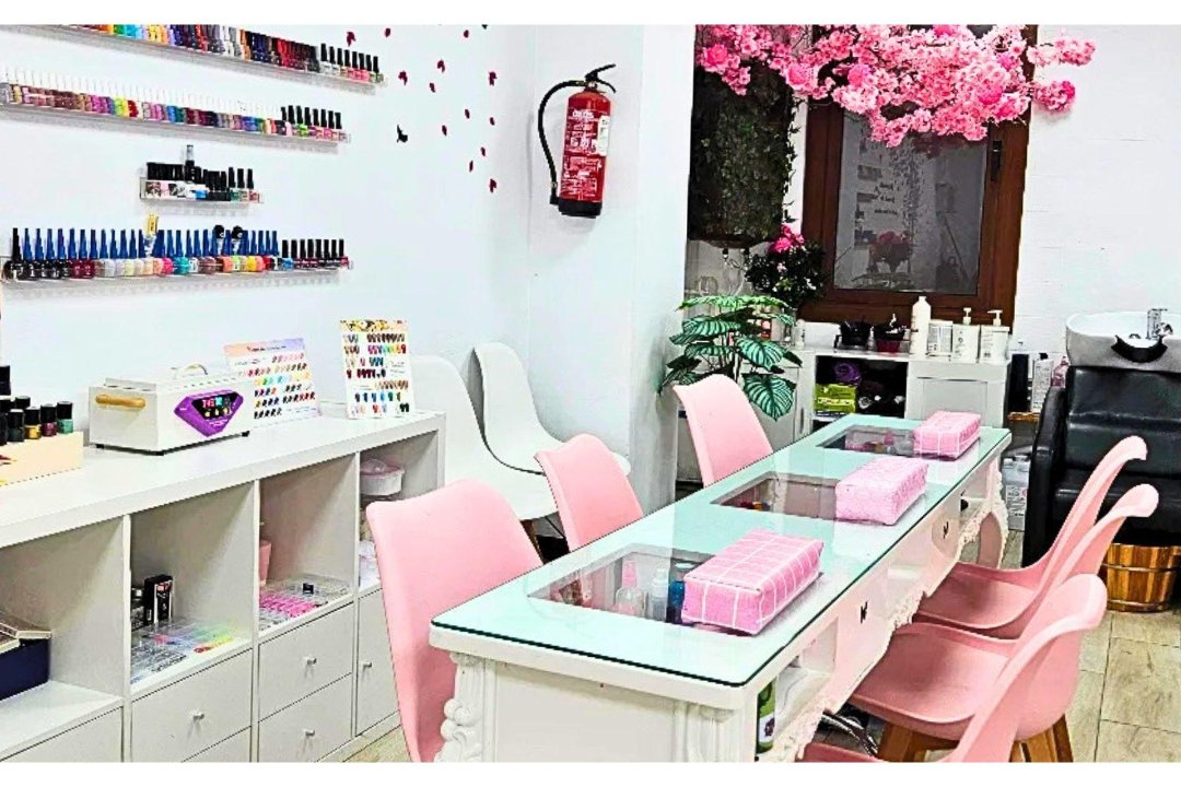 Encanto Centro Especializado en Belleza, Horta-Guinardó, Barcelona