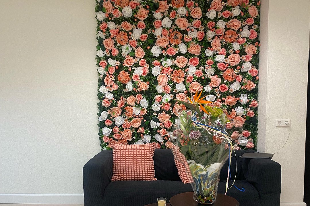 Elegant nails and Pedicure, Rhoon metro, Zuid-Holland