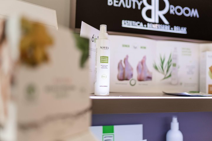 Beauty Room - Centro Estetico di Romina Bongiovanni - Onglerie Siracusa SR - Photo de galerie - OneBooking