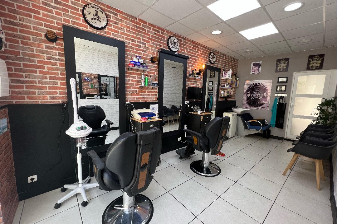 Coiffeur nîmes emobic, Cabrieres, Languedoc-Roussillon