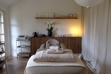 SOMA holistic beauty concept