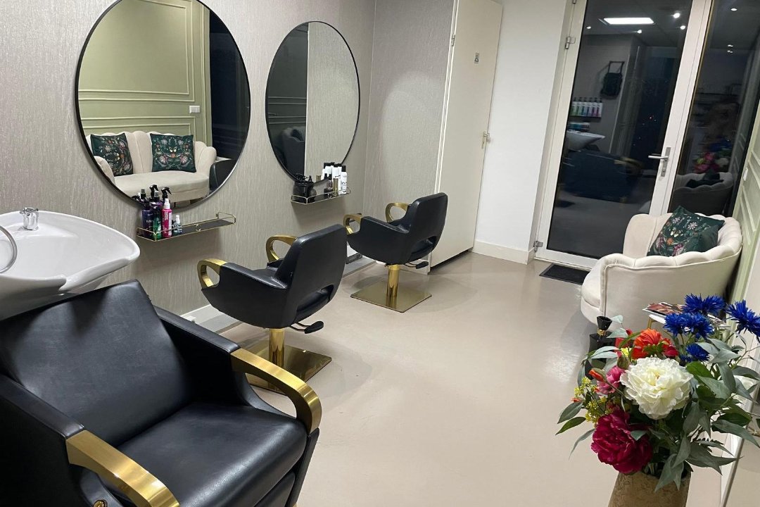 Bellah hair & beauty clinic | Women’s only, Plein van Zuid, Provincie Utrecht