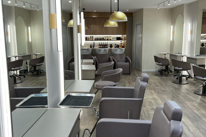 Peluquería Salmerón - Coiffure Tarragona - Photo de galerie - OneBooking