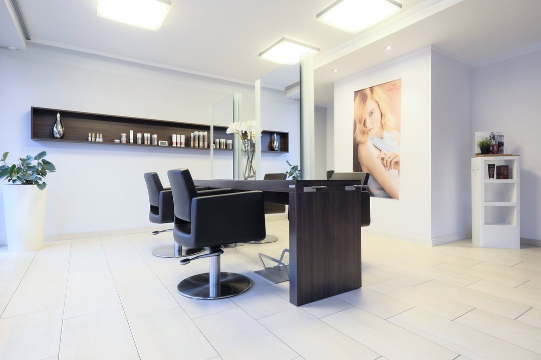 Isolde Bannert  Haare & mehr, Hadern, München