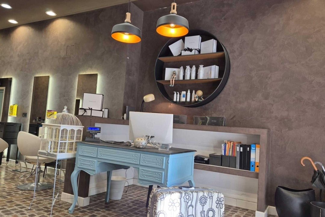 Newme by Ivana Ghedini Cut & Color, Zona Libia, Roma