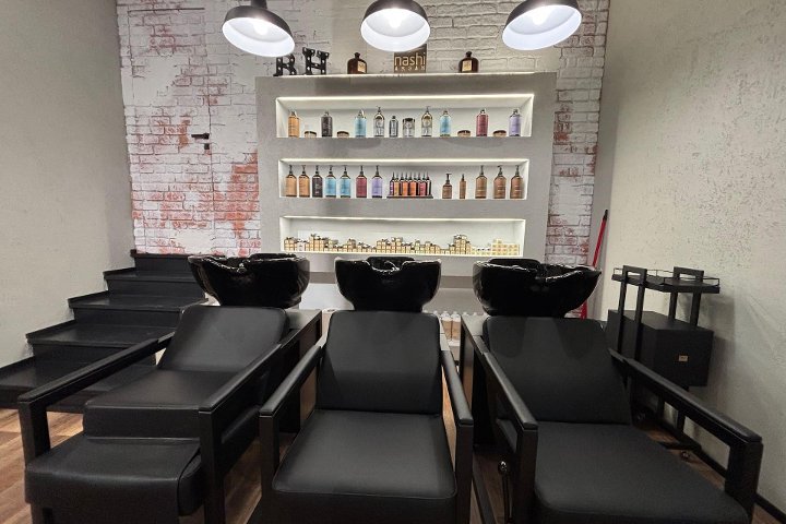 BH Concept Studio - Coiffure Roma - Photo de galerie - OneBooking