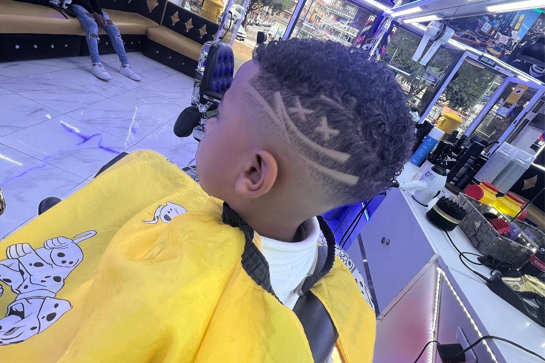 Súper Alex Barbershop, Los Cármenes, Madrid