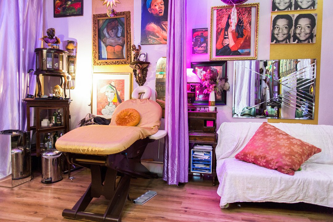 The Master's Touch, Uhlenhorst, Hamburg