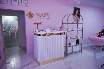 Nasy lashes & brows