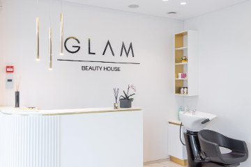 GLAM Beauty - Karina