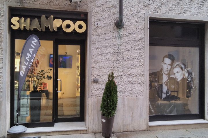 Shampoo - Coiffure Novara (NO) - Photo de galerie - OneBooking