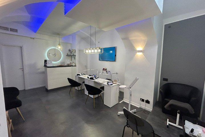 Beauty A - Onglerie Napoli - Photo de galerie - OneBooking
