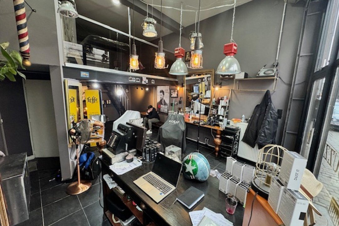 Barber buzzy, Lange Nieuwstraat, Antwerp