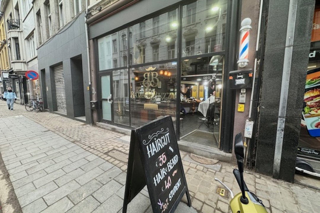 Barber buzzy, Lange Nieuwstraat, Antwerp