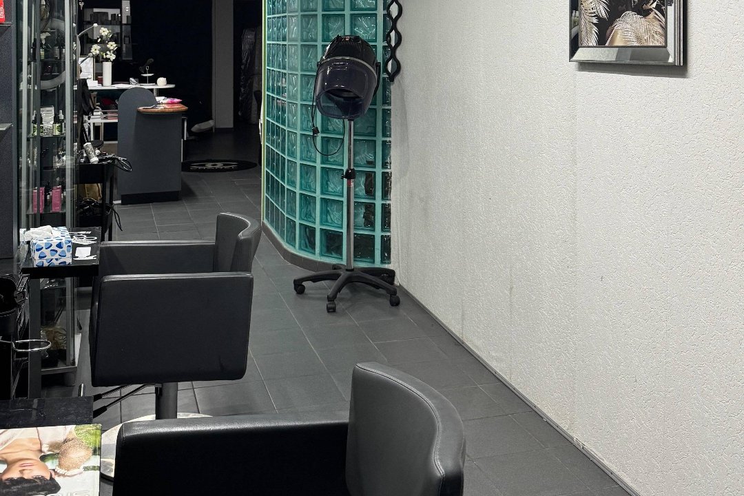 Houda Hair Beauty salon, Sport, Antwerpen