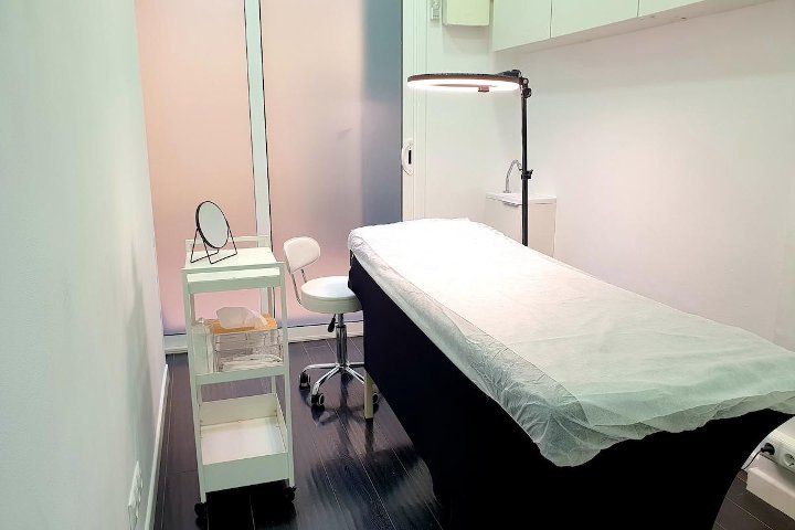 Dolors Arena - Sourcils & cils Badalona - Photo de galerie - OneBooking