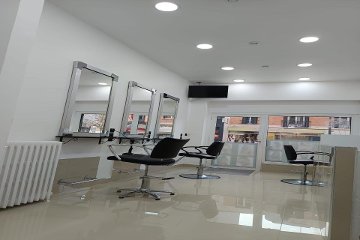 KELECHI BARBER SHOP