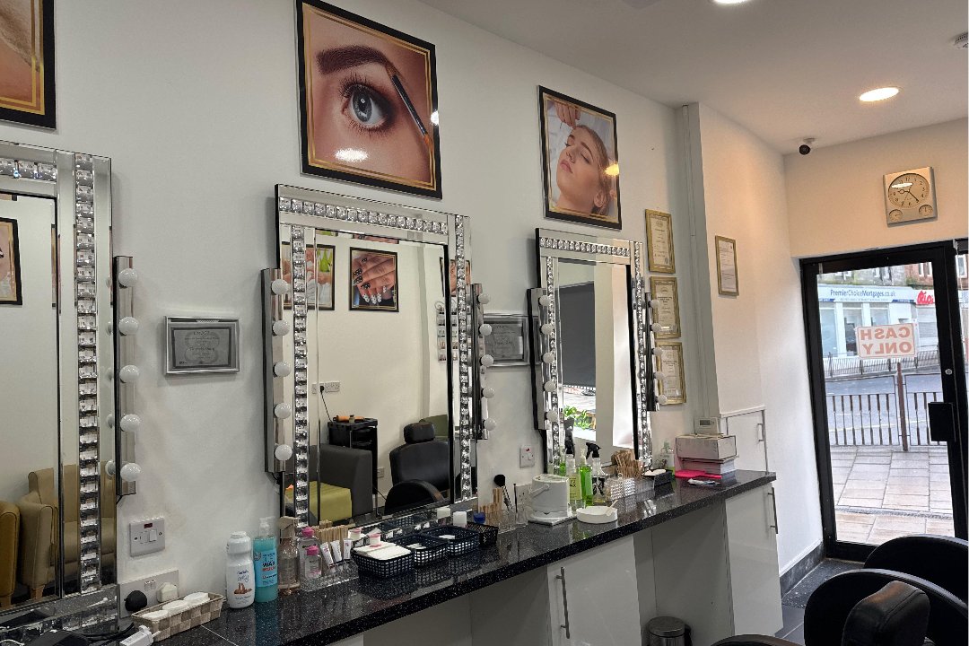Honey Bee Nail & Beauty Bar, Motherwell, Lanarkshire