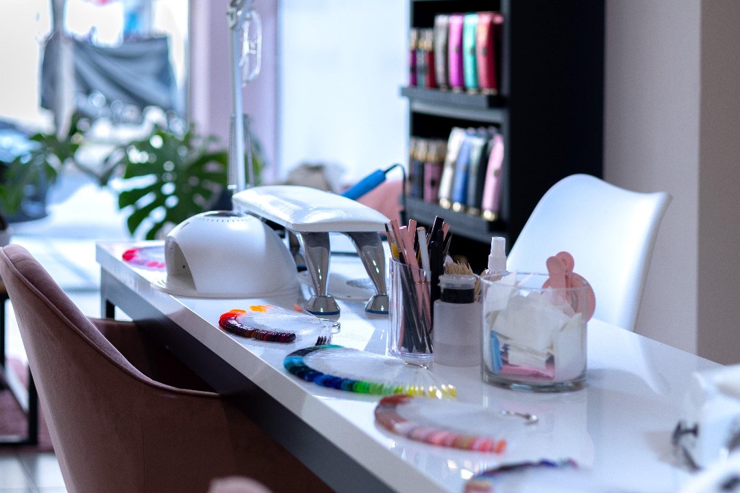 Nails Avenue, Kato Ilioupoli, Perifereiaki Enotita Thessalonikis