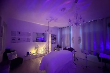 Awaken to Angels Holistics & Beauty (perfectbeautymcr)