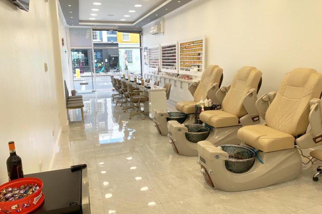 Perfect Nails, Cleaver Square, London