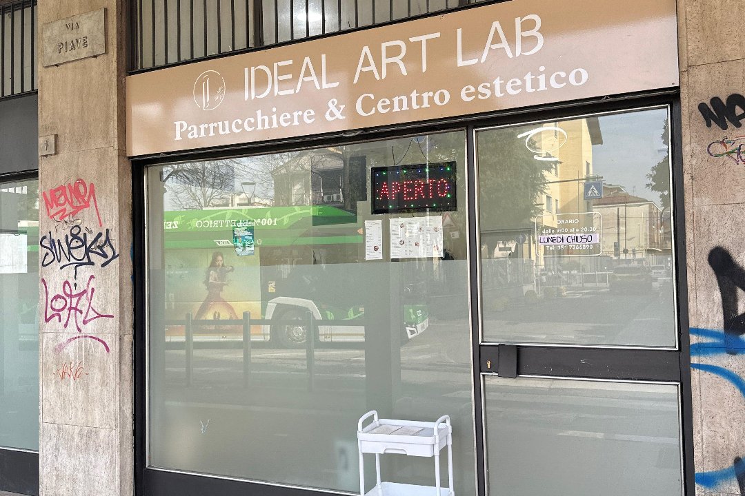 Ideal Art Lab Parrucchieri e Centro Estetico, San Giuliano Milanese, Lombardia