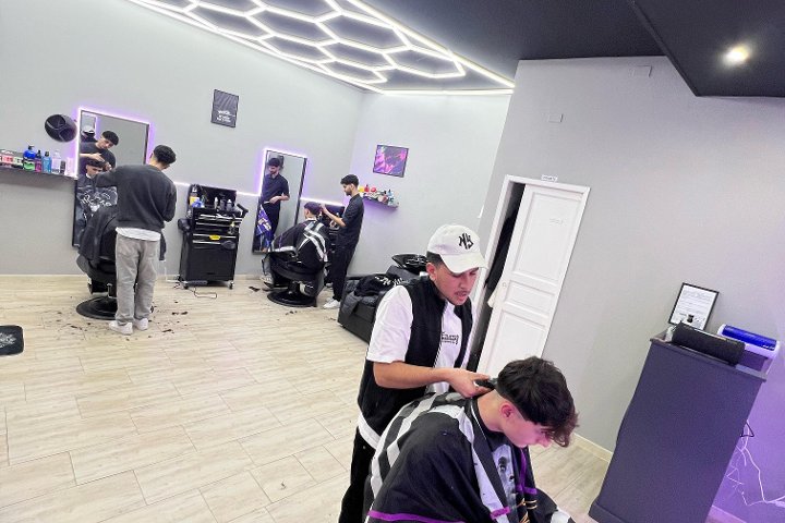 Two Kings Barber