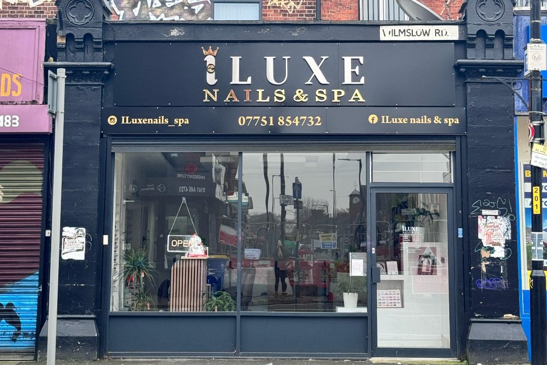 iLuxe Nails & Spa, Wilmslow Road, Manchester