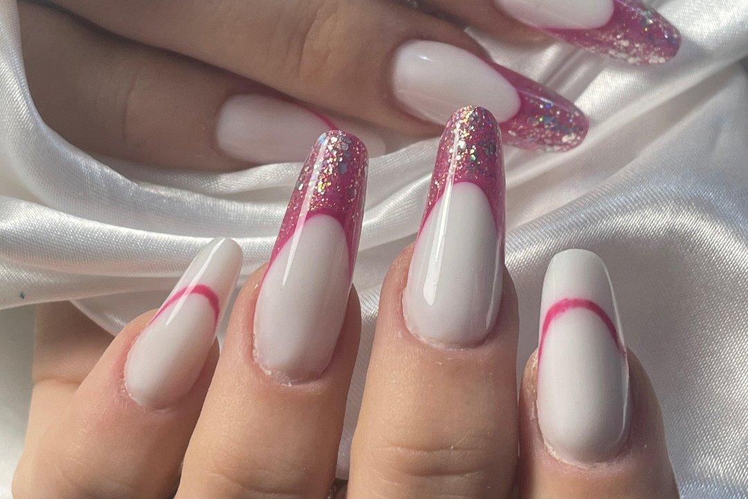 Vs Nails & Beauty, Dina e Clarenza, Messina