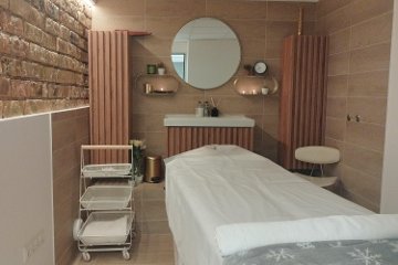 FLEUR Beauty  MASSAGE