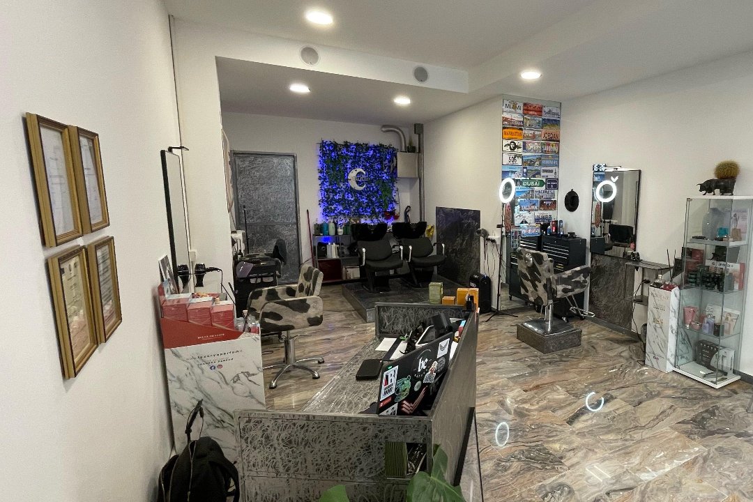 Vittorio Hair Studio, Torino