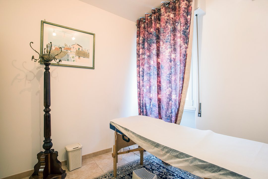Studio Dr. Fonti, Gordiani, Roma