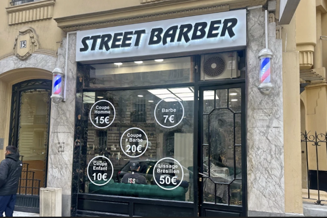 Street barber, Gambetta, Nice