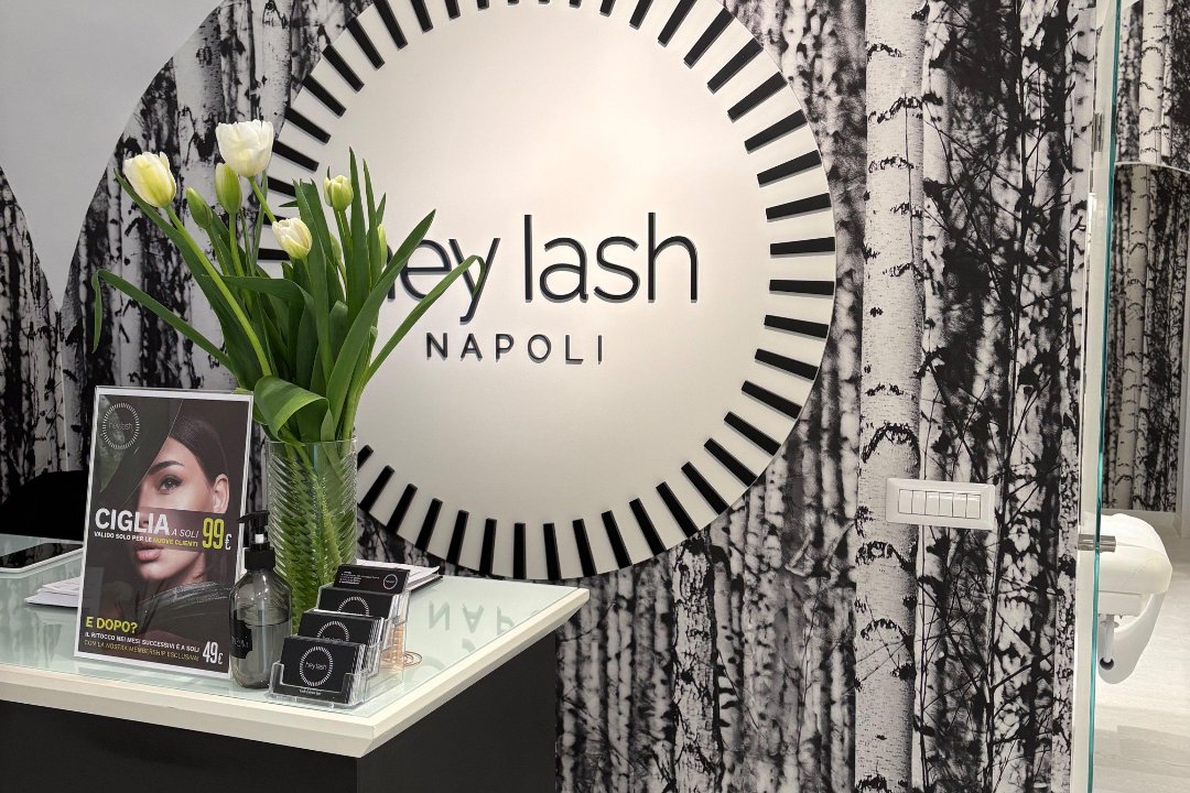 Heylash - Napoli, Chiaia, Napoli