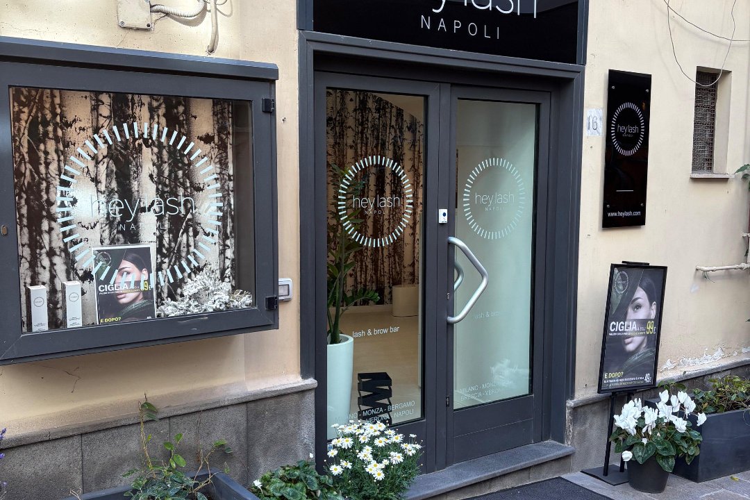 Heylash - Napoli, Chiaia, Napoli