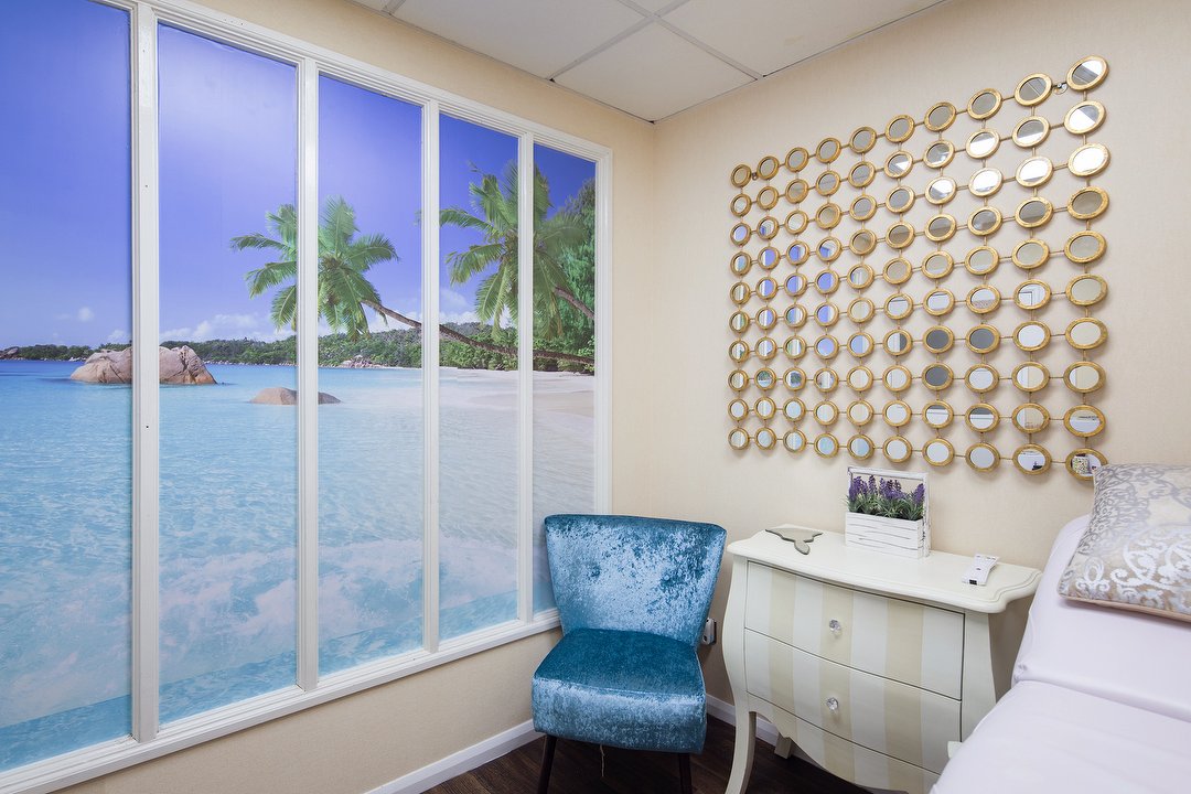 Luxury Wax Bar Edgware Road Waxing Salon in Edgware Road, London